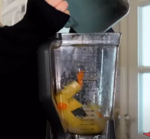 Blend the Boiled Mixture with Vinegar and Lime Juice