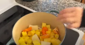 Simmer Pineapple, Onion, Habanero, & Ginger