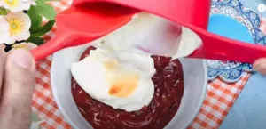 Image: Add Ketchup & Mayonnaise