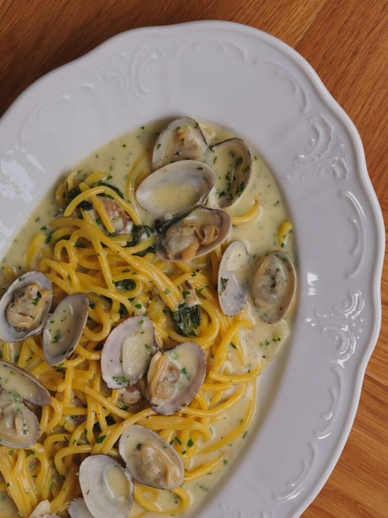 Spaghetti clam